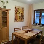 Citynahe Festung Ehrenbreitstein 65m² Mit Grossem Garten Lägenhet