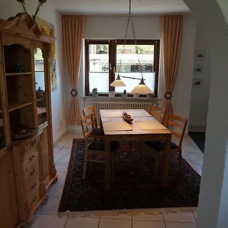 Citynahe Festung Ehrenbreitstein 65m² Mit Grossem Garten 公寓 科布倫茨