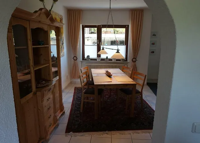 Citynahe Festung Ehrenbreitstein 65m² Mit Grossem Garten Апартаменты Кобленц